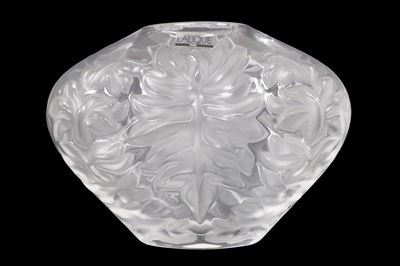 Lot 21 - A LALIQUE FROSTED AND CLEAR CRYSTAL 'MAHE CLAIR' PALM LEAF VASE
