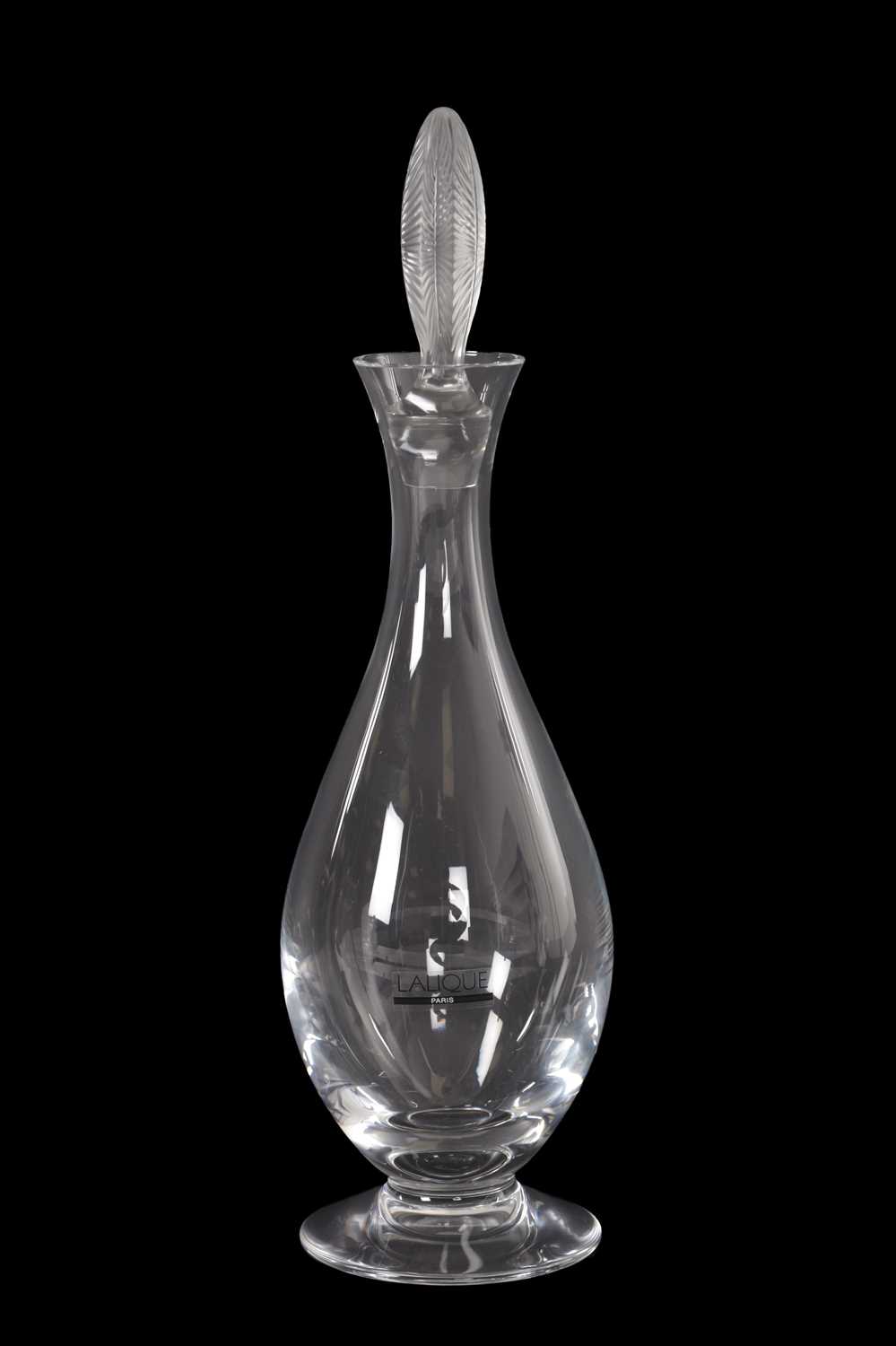 Lot 564 - A LALIQUE CLEAR AND FROSTED CRYSTAL 'DIAMANT' DECANTER WITH LEAF STOPPER