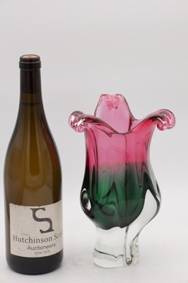 Lot 547 - JOSEF HOSPODKA A MID 20TH CENTURY BOHEMIAN CHRIBSKA GLASS VASE