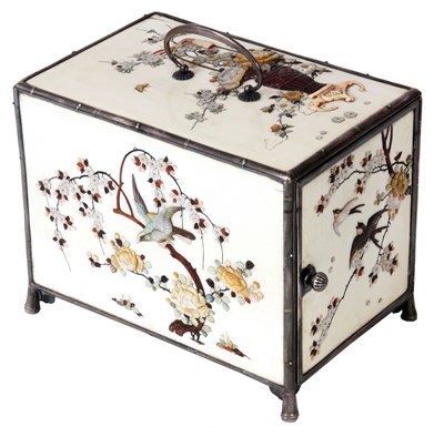 Lot 98 - A FINE QUALITY JAPANESE MEIJI PERIOD SILVER...