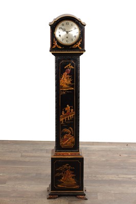 Lot 1195 - AN EARLY 20TH CENTURY BLACK LACQUER CHINOISERIE GRANDDAUGHTER CLOCK WITH WESTMINSTER CHIMES
