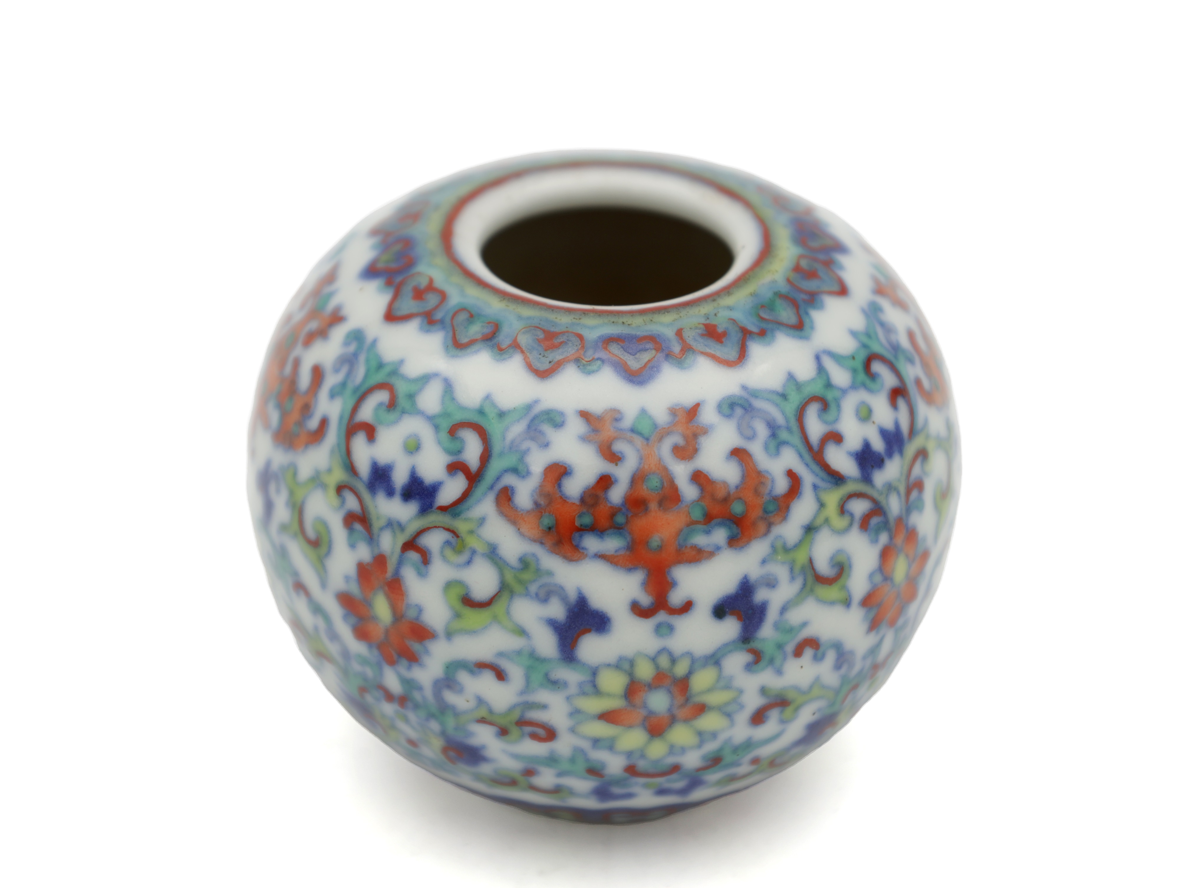 Chinese enamelled porcelain water pot sold by Hutchinson Scott