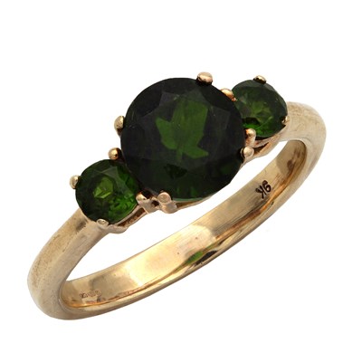 Lot A 9CT YELLOW GOLD RUSSIAN TOURMALINE THREE-STONE RING