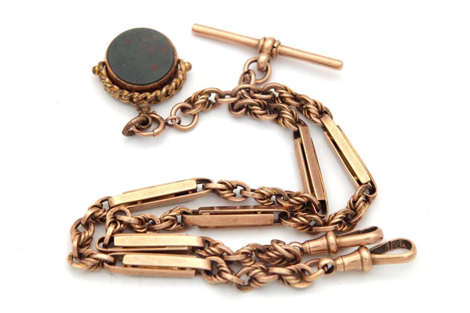 Lot 276 - A 9CT ROSE GOLD DOUBLE ALBERT WATCH CHAIN WITH A BLOODSTONE AND AGATE FOB