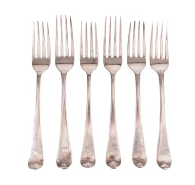 Lot 124 - A SET OF SIX GEORGIAN SILVER TABLE FORKS