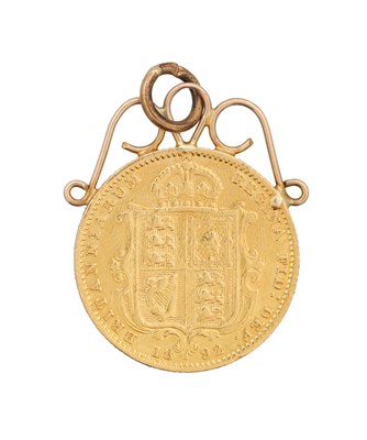 Lot 339 - AN 1892 VICTORIA JUBILEE GOLD HALF SOVEREIGN MOUNTED AS A PENDANT IN 9CT GOLD