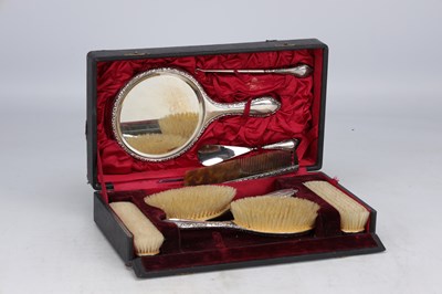 Lot 6 - A VICTORIAN SILVER DRESSING TABLE SET IN FITTED CASE