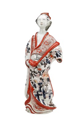 Lot 431 - AN 18TH CENTURY JAPANESE IMARI PORCELAIN FIGURE OF A GEISHA