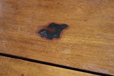 Lot 1539 - A 18TH CENTURY MAHOGANY D-END EXTENDING DINING TABLE WITH TWO LEAVES
