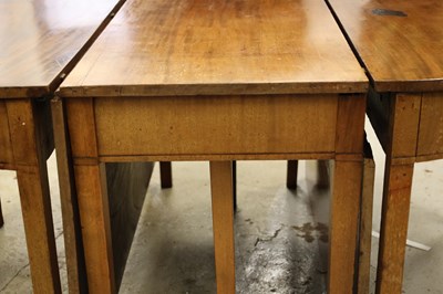 Lot 1539 - A 18TH CENTURY MAHOGANY D-END EXTENDING DINING TABLE WITH TWO LEAVES