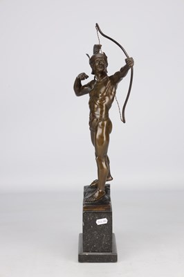 Lot A PATINATED BRONZE FIGURE OF A CLASSICAL ARCHER ON MARBLE BASE