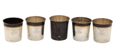 Lot 53 - A SET OF FIVE FRENCH SILVER STIRRUP CUPS BY LE GUAY