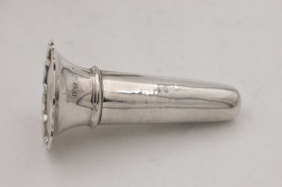Lot 37 - A FILLED BASE SILVER EPERGNE