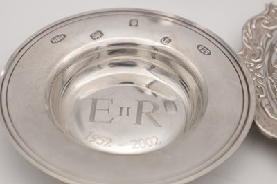 Lot 116 - A COLLECTION OF SILVER ITEMS