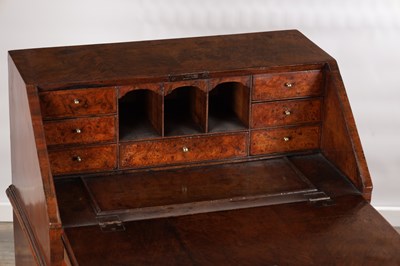 Lot 1674 - A WILLIAM AND MARY HERRINGBONE INLAID FIGURED WALNUT BUREAU OF SMALL SIZE