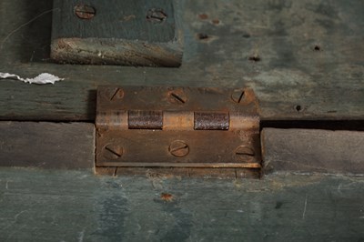 Lot 1522 - A 17TH CENTURY OAK MARRIAGE COFFER