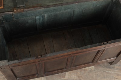 Lot 1522 - A 17TH CENTURY OAK MARRIAGE COFFER