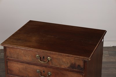 Lot 1572 - A PAIR OF GEORGE III MAHOGANY CHESTS OF DRAWERS