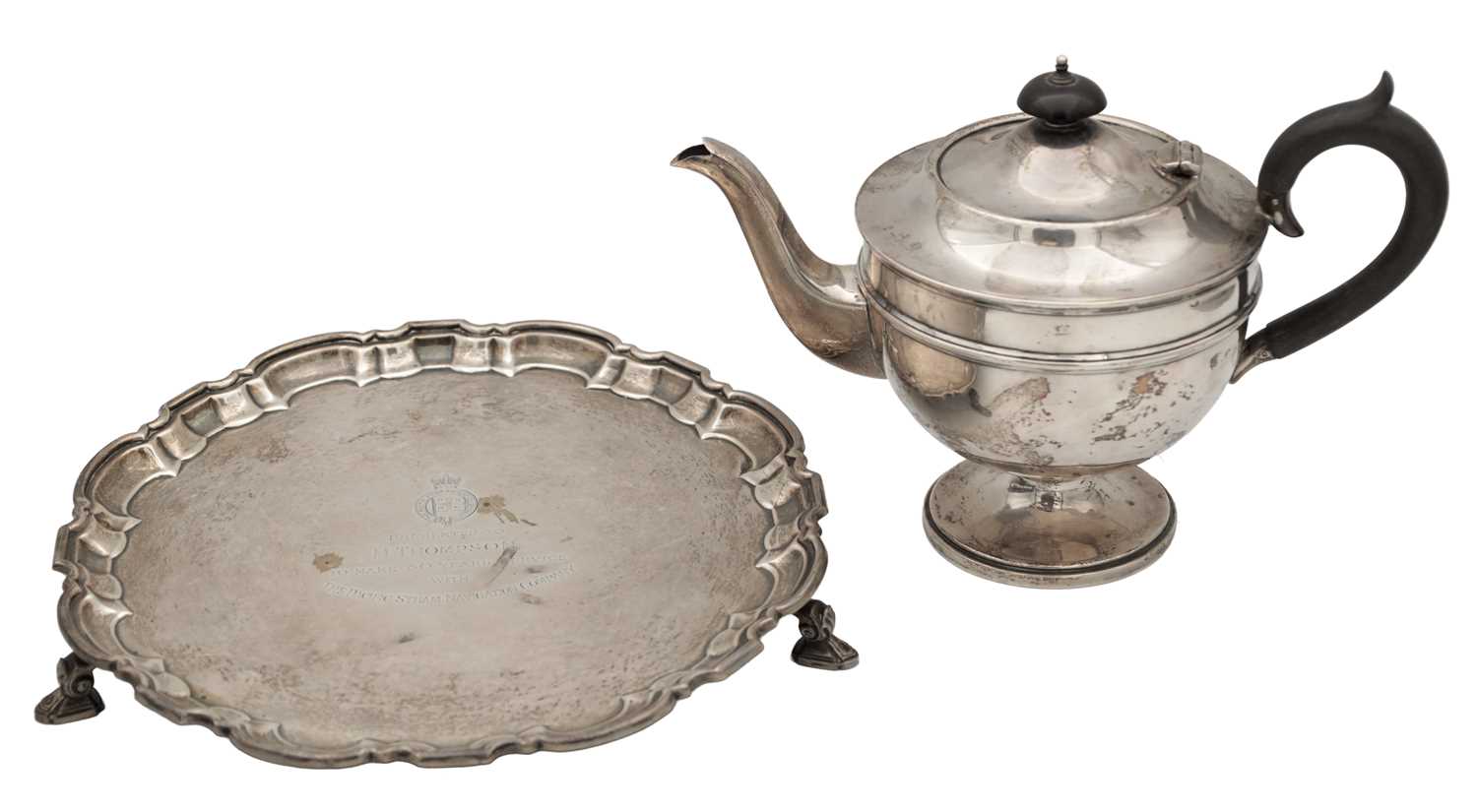 Lot 69 - TWO 20TH CENTURY ENGLISH SILVER TABLEWARE ITEMS