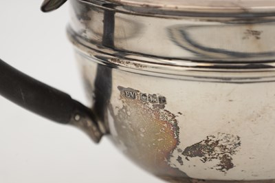 Lot 69 - TWO 20TH CENTURY ENGLISH SILVER TABLEWARE ITEMS