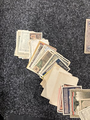 Lot 161 - A COLLECTION OF WORLD BANKNOTES AND EMERGENCY ISSUE NOTES