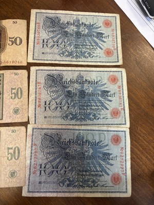 Lot 161 - A COLLECTION OF WORLD BANKNOTES AND EMERGENCY ISSUE NOTES