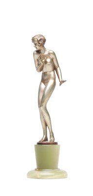 Lot 1089 - JOSEF LORENZL AN ART DECO AUSTRIAN COLD-PAINTED BRONZE FIGURE OF A SEMI-NUDE FEMALE ON ONYX BASE