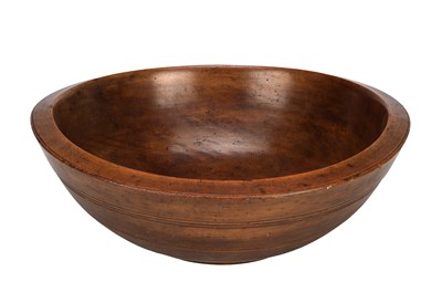 Lot 1420 - A 19TH CENTURY FRUITWOOD TURNED BOWL