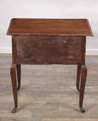 Lot 1567 - AN 18TH CENTURY SOLID YEW-WOOD LOWBOY