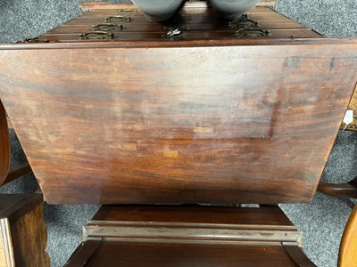 Lot 1509 - AN UNUSUAL GEORGE II MAHOGANY SMALL CHEST OF DRAWERS