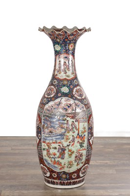 Lot 816 - A MASSIVE 20TH CENTURY CHINESE PORCELAIN FLOOR VASE