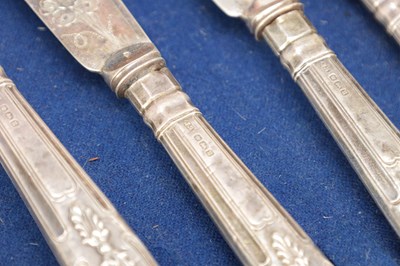 Lot 55 - A COLLECTION OF ENGLISH SILVER AND SILVER PLATED ITEMS