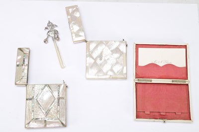 Lot 32 - A COLLECTION OF MOTHER OF PEARL PIECES