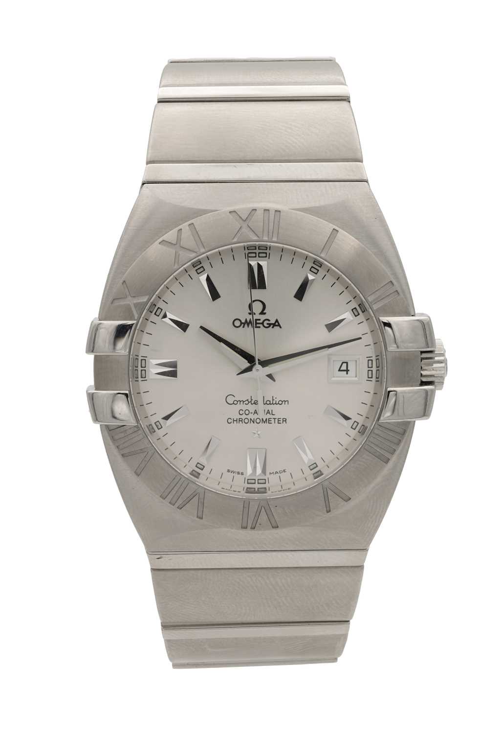 Lot 358 - A 2014 OMEGA CONSTELLATION STAINLESS STEEL CO-AXIAL CHRONOMETER WRISTWATCH