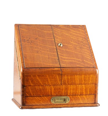 Lot 1406 - A LATE 19TH CENTURY OAK STATIONERY BOX