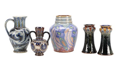 Lot 672 - A MIXED LOT OF 19TH/20TH CENTURY ROYAL DOULTON AND DOULTON LAMBETH CERAMICS