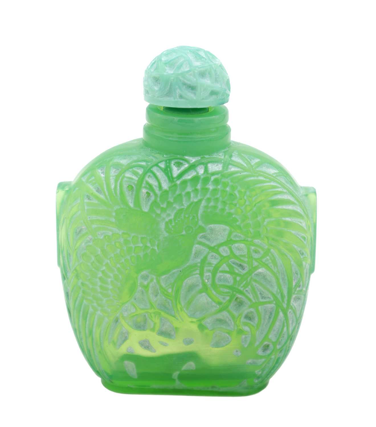 Lot 563 - RENE LALIQUE A LE JADE MOULDED AND FROSTED GREEN GLASS PERFUME BOTTLE