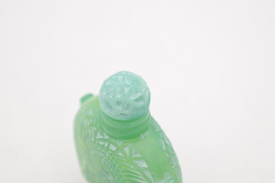 Lot 563 - RENE LALIQUE A LE JADE MOULDED AND FROSTED GREEN GLASS PERFUME BOTTLE