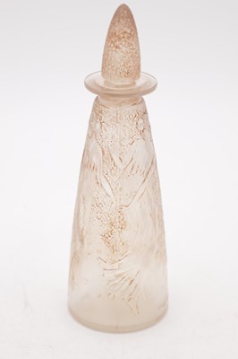 Lot 539 - RENE LALIQUE A SEPIA STAINED FROSTED GLASS POESIE D'ORSAY PERFUME BOTTLE