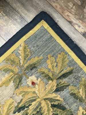 Lot 1122 - A LARGE AND IMPRESSIVE 18TH CENTURY FRENCH VERDURE TAPESTRY