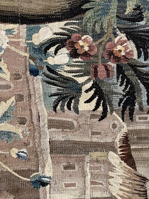 Lot 1122 - A LARGE AND IMPRESSIVE 18TH CENTURY FRENCH VERDURE TAPESTRY