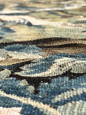 Lot 1122 - A LARGE AND IMPRESSIVE 18TH CENTURY FRENCH VERDURE TAPESTRY