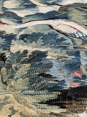 Lot 1122 - A LARGE AND IMPRESSIVE 18TH CENTURY FRENCH VERDURE TAPESTRY