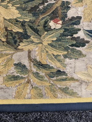 Lot 1122 - A LARGE AND IMPRESSIVE 18TH CENTURY FRENCH VERDURE TAPESTRY