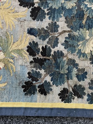 Lot 1122 - A LARGE AND IMPRESSIVE 18TH CENTURY FRENCH VERDURE TAPESTRY
