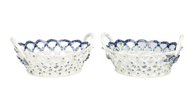 Lot 680 - A PAIR OF 18TH CENTURY WORCESTER PORCELAIN LATTICEWORK BASKETS