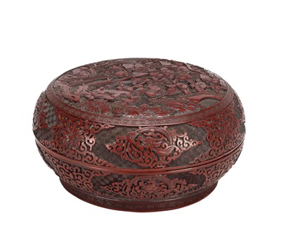 Lot 717 - A FINE LARGE 19TH CENTURY CHINESE CINNABAR LACQUER CIRCULAR BOX AND COVER