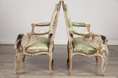 Lot 1577 - A SUITE OF FOUR LOUIS XV STYLE FRENCH CARVED AND PAINTED CHAIRS