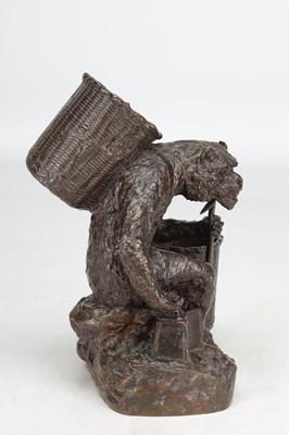 Lot 1003 - CHRISTOPHE FRATIN A 19TH CENTURY FRENCH PATINATED BRONZE 'SINGE A LA HOTTE'