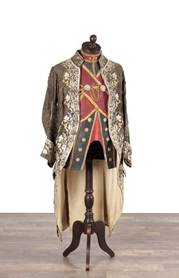 Lot 1117 - AN 18TH CENTURY FRENCH EMBROIDERED GENTLEMAN'S COURT JACKET